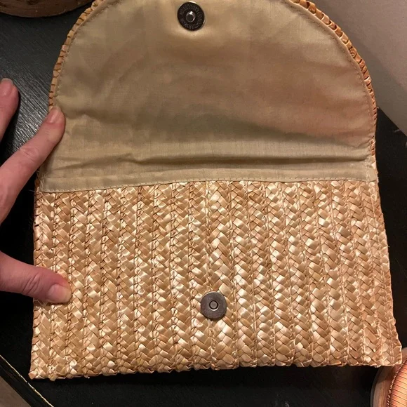 Straw Woven Clutch - Picture 2 of 4